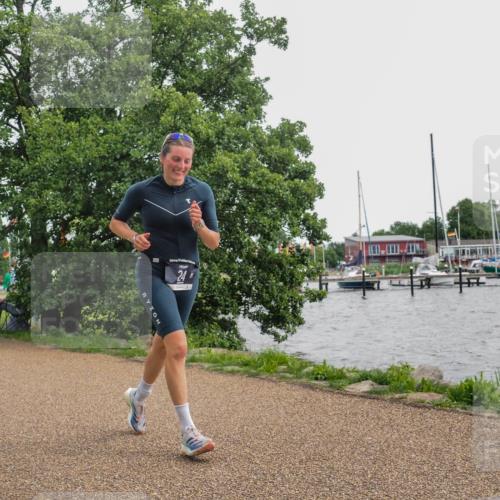 22.06.2025 - Viking Triathlon KatJ http://msf.ph/oto/8136350 22.06.2025 14:36:55 Laufen 24, 630 meine-sportfotos.de