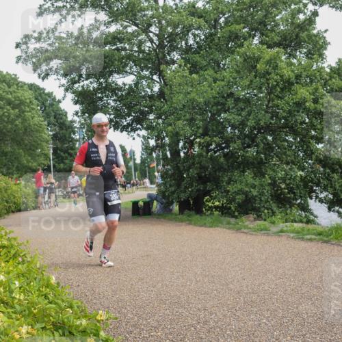 22.06.2025 - Viking Triathlon KatJ http://msf.ph/oto/8136354 22.06.2025 14:37:06 Laufen 385 meine-sportfotos.de