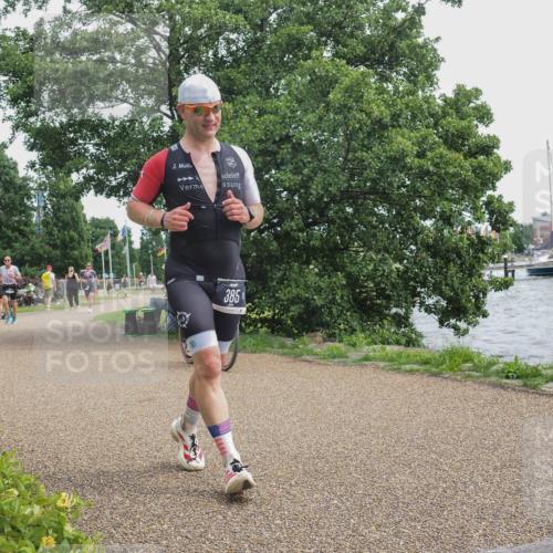 22.06.2025 - Viking Triathlon KatJ http://msf.ph/oto/8136361 22.06.2025 14:37:07 Laufen 385 meine-sportfotos.de