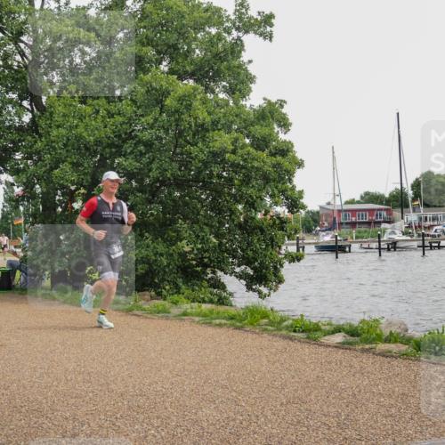 22.06.2025 - Viking Triathlon KatJ http://msf.ph/oto/8136393 22.06.2025 14:37:29 Laufen 300 meine-sportfotos.de