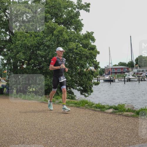 22.06.2025 - Viking Triathlon KatJ http://msf.ph/oto/8136395 22.06.2025 14:37:30 Laufen 300 meine-sportfotos.de