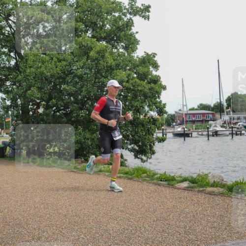 22.06.2025 - Viking Triathlon KatJ http://msf.ph/oto/8136396 22.06.2025 14:37:30 Laufen 300 meine-sportfotos.de