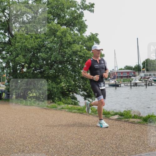 22.06.2025 - Viking Triathlon KatJ http://msf.ph/oto/8136399 22.06.2025 14:37:30 Laufen 300 meine-sportfotos.de