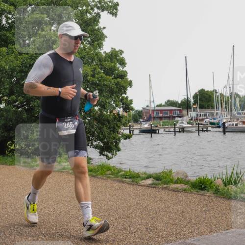 22.06.2025 - Viking Triathlon KatJ http://msf.ph/oto/8136428 22.06.2025 14:37:51 Laufen 246 meine-sportfotos.de