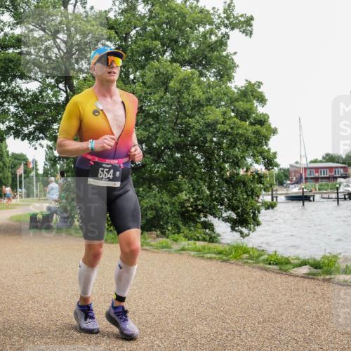 22.06.2025 - Viking Triathlon KatJ http://msf.ph/oto/8136444 22.06.2025 14:37:58 Laufen 241, 453, 554 meine-sportfotos.de