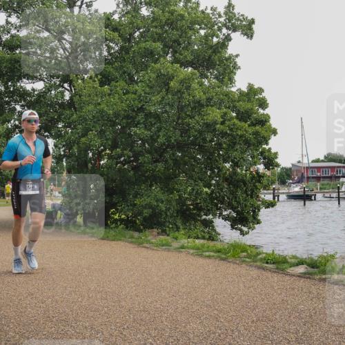 22.06.2025 - Viking Triathlon KatJ http://msf.ph/oto/8136466 22.06.2025 14:38:33 Laufen 121, 410 meine-sportfotos.de
