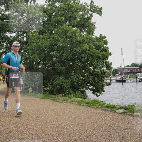 22.06.2025 - Viking Triathlon KatJ http://msf.ph/oto/8136467 22.06.2025 14:38:33 Laufen 121, 410 meine-sportfotos.de
