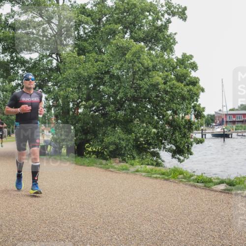 22.06.2025 - Viking Triathlon KatJ http://msf.ph/oto/8136476 22.06.2025 14:38:36 Laufen 121, 410 meine-sportfotos.de
