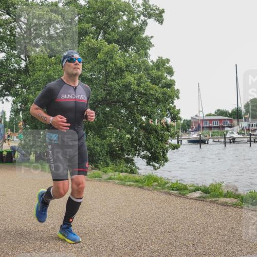 22.06.2025 - Viking Triathlon KatJ http://msf.ph/oto/8136483 22.06.2025 14:38:36 Laufen 121, 410 meine-sportfotos.de