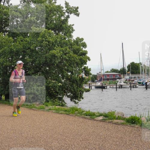 22.06.2025 - Viking Triathlon KatJ http://msf.ph/oto/8136513 22.06.2025 14:39:02 Laufen 202 meine-sportfotos.de
