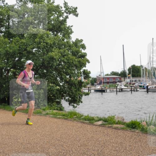 22.06.2025 - Viking Triathlon KatJ http://msf.ph/oto/8136515 22.06.2025 14:39:02 Laufen 202 meine-sportfotos.de