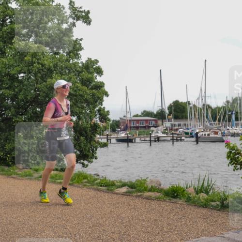 22.06.2025 - Viking Triathlon KatJ http://msf.ph/oto/8136519 22.06.2025 14:39:03 Laufen 202 meine-sportfotos.de