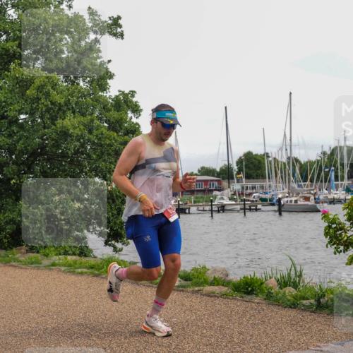 22.06.2025 - Viking Triathlon KatJ http://msf.ph/oto/8136541 22.06.2025 14:39:20 Laufen 623 meine-sportfotos.de