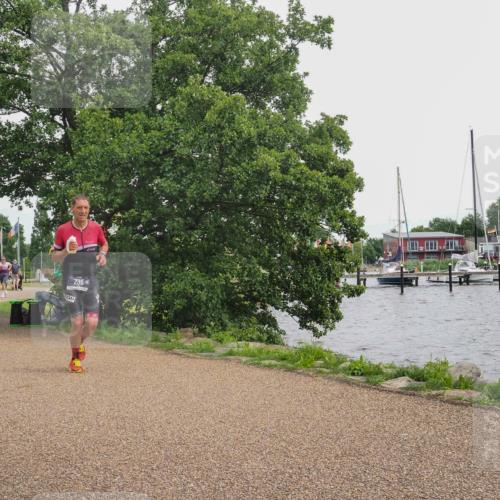 22.06.2025 - Viking Triathlon KatJ http://msf.ph/oto/8136602 22.06.2025 14:39:54 Laufen 235, 657 meine-sportfotos.de