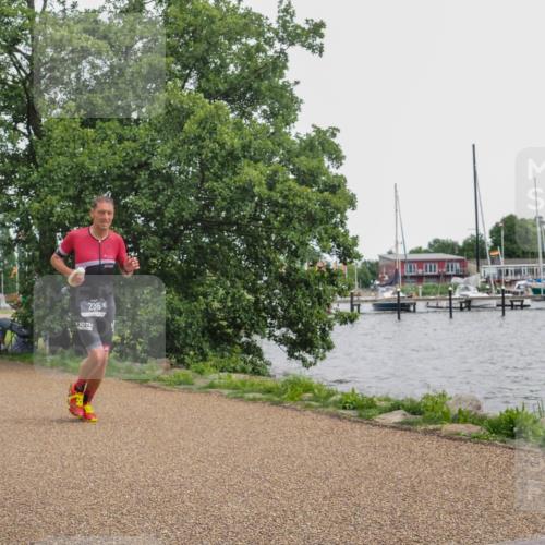 22.06.2025 - Viking Triathlon KatJ http://msf.ph/oto/8136605 22.06.2025 14:39:54 Laufen 235, 657 meine-sportfotos.de
