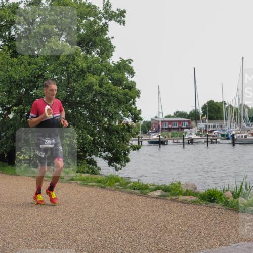 22.06.2025 - Viking Triathlon KatJ http://msf.ph/oto/8136608 22.06.2025 14:39:55 Laufen 235 meine-sportfotos.de