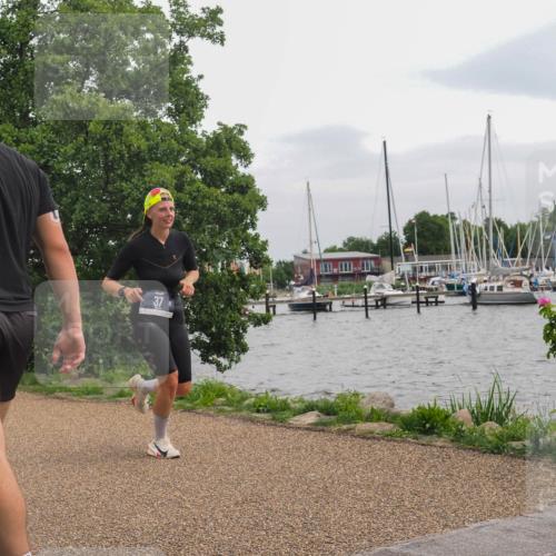 22.06.2025 - Viking Triathlon KatJ http://msf.ph/oto/8136612 22.06.2025 14:39:59 Laufen 37, 415 meine-sportfotos.de