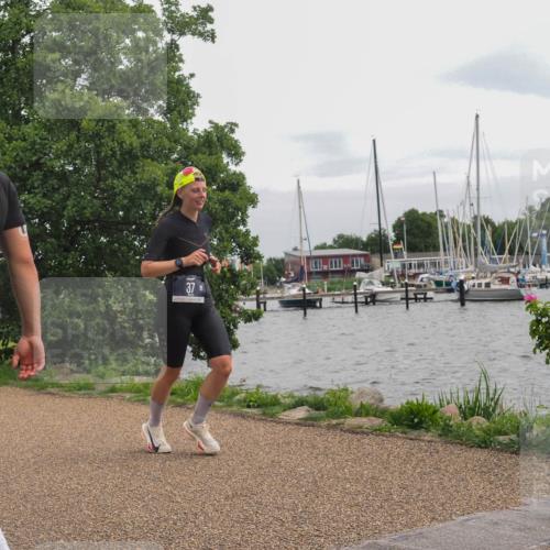 22.06.2025 - Viking Triathlon KatJ http://msf.ph/oto/8136613 22.06.2025 14:39:59 Laufen 37, 415 meine-sportfotos.de