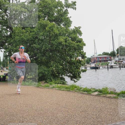 22.06.2025 - Viking Triathlon KatJ http://msf.ph/oto/8136618 22.06.2025 14:40:02 Laufen 37, 164, 415 meine-sportfotos.de