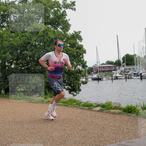 22.06.2025 - Viking Triathlon KatJ http://msf.ph/oto/8136624 22.06.2025 14:40:02 Laufen 37, 164, 415 meine-sportfotos.de