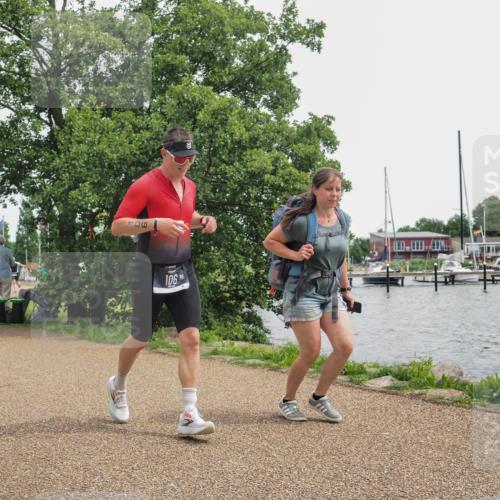 22.06.2025 - Viking Triathlon KatJ http://msf.ph/oto/8136798 22.06.2025 14:43:16 Laufen 106, 298 meine-sportfotos.de