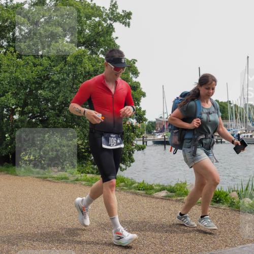 22.06.2025 - Viking Triathlon KatJ http://msf.ph/oto/8136801 22.06.2025 14:43:16 Laufen 106, 298 meine-sportfotos.de