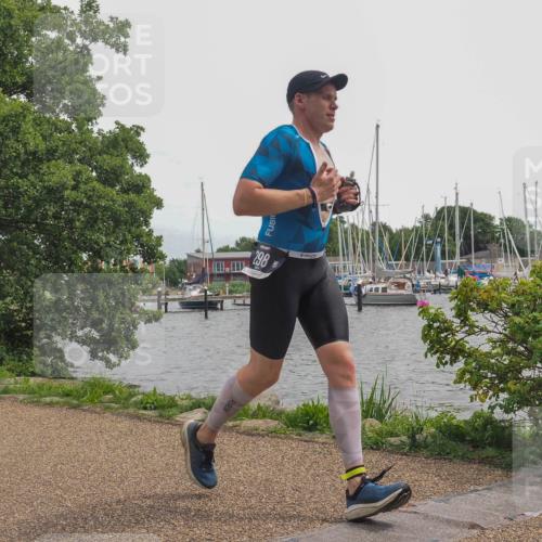 22.06.2025 - Viking Triathlon KatJ http://msf.ph/oto/8136811 22.06.2025 14:43:20 Laufen 298 meine-sportfotos.de