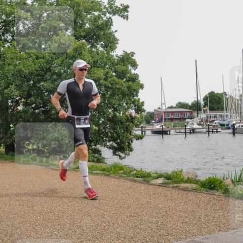 22.06.2025 - Viking Triathlon KatJ http://msf.ph/oto/8136818 22.06.2025 14:43:27 Laufen 97 meine-sportfotos.de