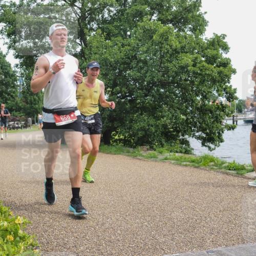 22.06.2025 - Viking Triathlon KatJ http://msf.ph/oto/8136829 22.06.2025 14:43:39 Laufen 234, 658 meine-sportfotos.de