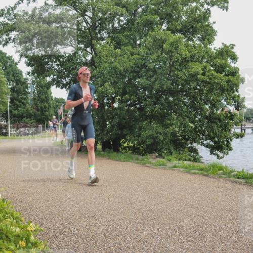 22.06.2025 - Viking Triathlon KatJ http://msf.ph/oto/8136839 22.06.2025 14:43:45 Laufen 185 meine-sportfotos.de