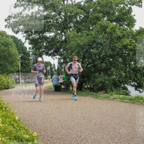 22.06.2025 - Viking Triathlon KatJ http://msf.ph/oto/8136849 22.06.2025 14:43:53 Laufen 76, 460 meine-sportfotos.de