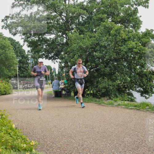 22.06.2025 - Viking Triathlon KatJ http://msf.ph/oto/8136850 22.06.2025 14:43:53 Laufen 76, 460 meine-sportfotos.de