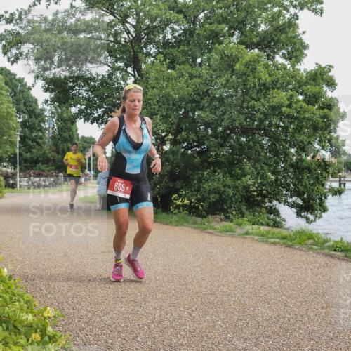 22.06.2025 - Viking Triathlon KatJ http://msf.ph/oto/8136865 22.06.2025 14:44:13 Laufen 605, 637 meine-sportfotos.de