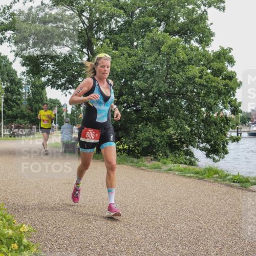 22.06.2025 - Viking Triathlon KatJ http://msf.ph/oto/8136866 22.06.2025 14:44:13 Laufen 605, 637 meine-sportfotos.de