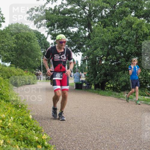 22.06.2025 - Viking Triathlon KatJ http://msf.ph/oto/8136974 22.06.2025 14:45:31 Laufen 493 meine-sportfotos.de