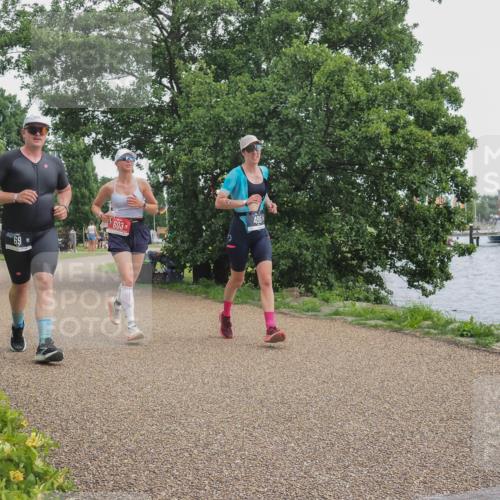 22.06.2025 - Viking Triathlon KatJ http://msf.ph/oto/8137002 22.06.2025 14:45:49 Laufen 69, 495, 603 meine-sportfotos.de