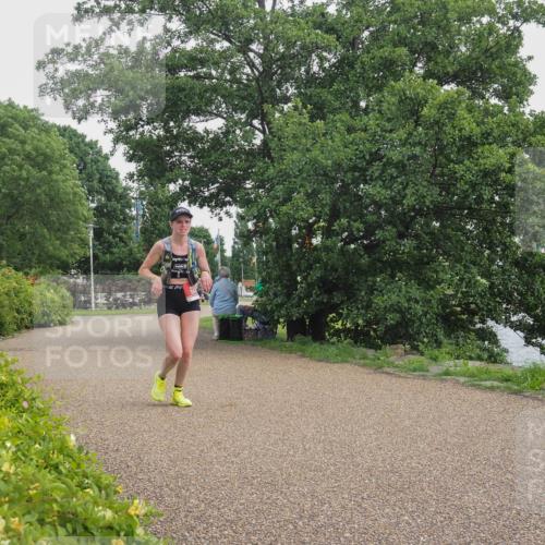 22.06.2025 - Viking Triathlon KatJ http://msf.ph/oto/8137008 22.06.2025 14:46:05 Laufen 608 meine-sportfotos.de
