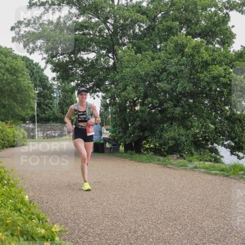 22.06.2025 - Viking Triathlon KatJ http://msf.ph/oto/8137010 22.06.2025 14:46:05 Laufen 608 meine-sportfotos.de