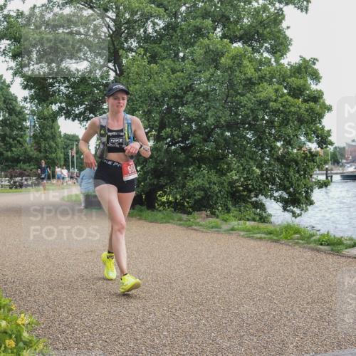 22.06.2025 - Viking Triathlon KatJ http://msf.ph/oto/8137015 22.06.2025 14:46:06 Laufen 608 meine-sportfotos.de