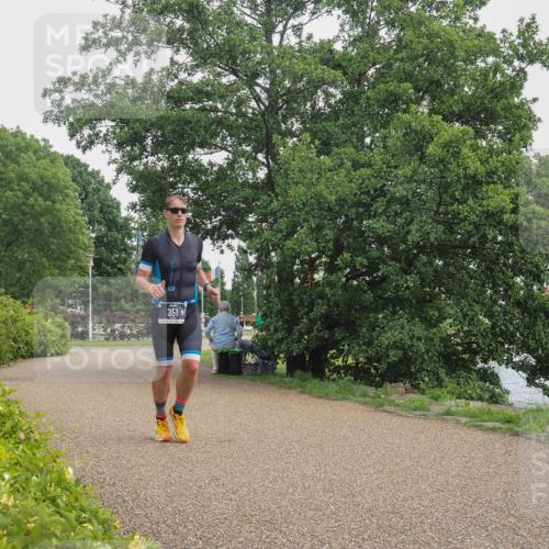 22.06.2025 - Viking Triathlon KatJ http://msf.ph/oto/8137024 22.06.2025 14:46:15 Laufen 351 meine-sportfotos.de