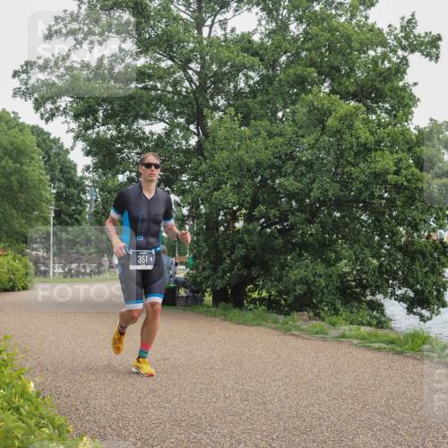 22.06.2025 - Viking Triathlon KatJ http://msf.ph/oto/8137026 22.06.2025 14:46:16 Laufen 351 meine-sportfotos.de