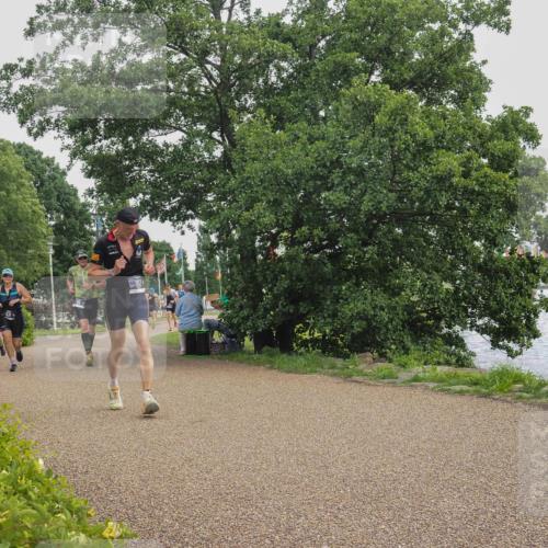 22.06.2025 - Viking Triathlon KatJ http://msf.ph/oto/8137113 22.06.2025 14:47:07 Laufen 102 meine-sportfotos.de
