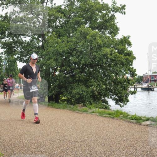22.06.2025 - Viking Triathlon KatJ http://msf.ph/oto/8137231 22.06.2025 14:48:24 Laufen 130, 232 meine-sportfotos.de