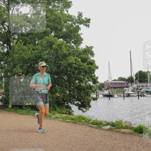 22.06.2025 - Viking Triathlon KatJ http://msf.ph/oto/8137288 22.06.2025 14:48:51 Laufen 65, 433 meine-sportfotos.de