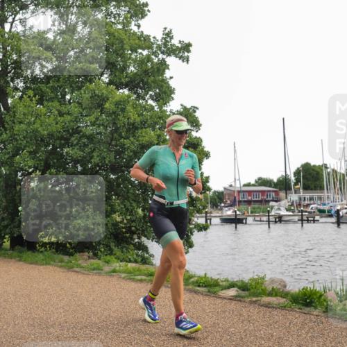 22.06.2025 - Viking Triathlon KatJ http://msf.ph/oto/8137292 22.06.2025 14:48:51 Laufen 65, 433 meine-sportfotos.de