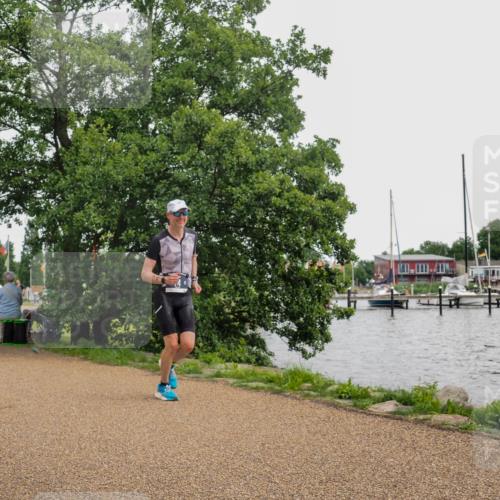 22.06.2025 - Viking Triathlon KatJ http://msf.ph/oto/8137296 22.06.2025 14:48:58 Laufen 74 meine-sportfotos.de