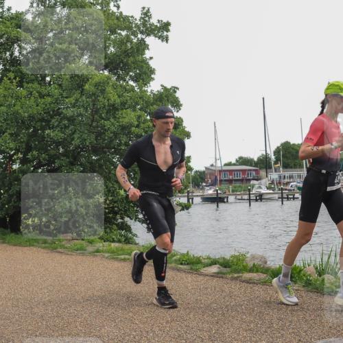 22.06.2025 - Viking Triathlon KatJ http://msf.ph/oto/8137319 22.06.2025 14:49:08 Laufen 44, 314, 370, 419 meine-sportfotos.de