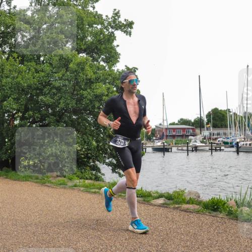22.06.2025 - Viking Triathlon KatJ http://msf.ph/oto/8137330 22.06.2025 14:49:11 Laufen 370 meine-sportfotos.de