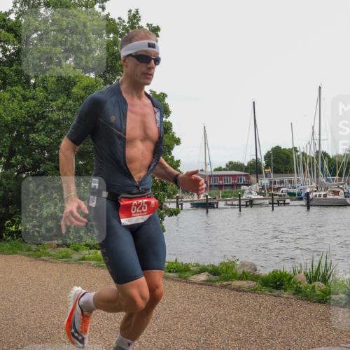 22.06.2025 - Viking Triathlon KatJ http://msf.ph/oto/8137339 22.06.2025 14:49:26 Laufen 513, 625 meine-sportfotos.de