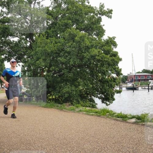 22.06.2025 - Viking Triathlon KatJ http://msf.ph/oto/8137341 22.06.2025 14:49:31 Laufen 496 meine-sportfotos.de